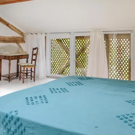 Casa de Férias Awesome In With Outdoor Swimming Pool, Heated Swimming Pool And 5 Bedrooms