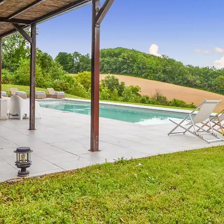 Awesome In With Outdoor Swimming Pool, Heated Swimming Pool And 5 Bedrooms Casa de Férias *